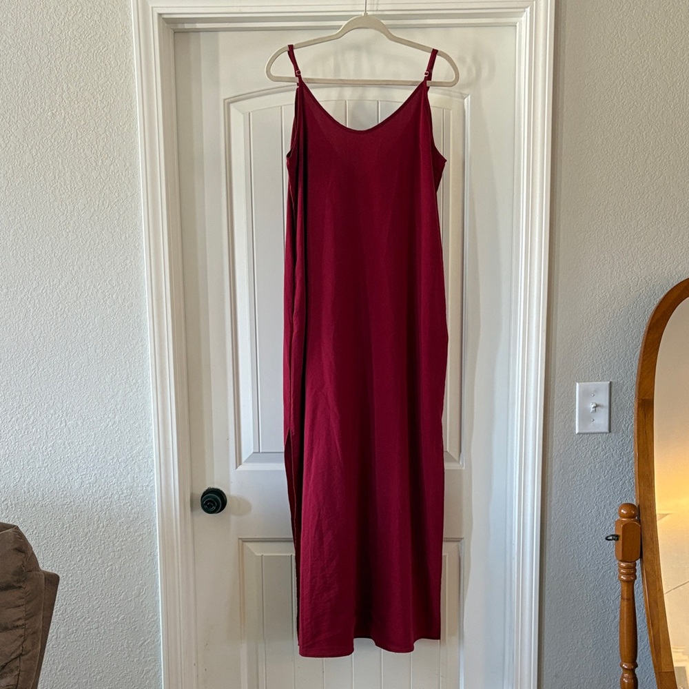 Eesome Burgundy Maxi Dress